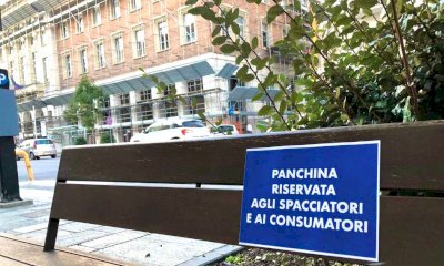 Cuneo, nuovi cartelli di protesta contro le zone di spaccio in corso Giolitti