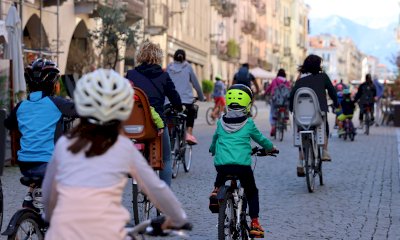 Bimbimbici conquista Cuneo: centinaia di giovanissimi sulle due ruote (GALLERY)