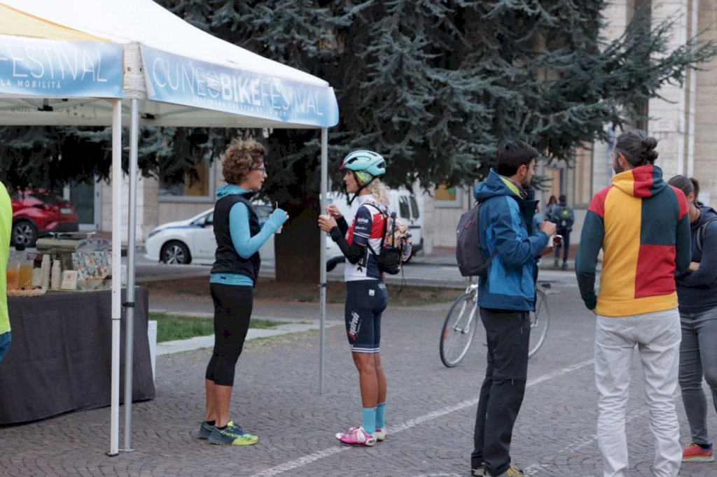 Ancora appuntamenti con il Cuneo Bike Festival: oggi il bike to work e il corso di mtb per bambini