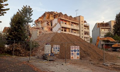 Iniziati i lavori di demolizione delle case popolari di Borgo San Dalmazzo