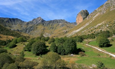 Atti vandalici contro alcune auto parcheggiate al Colle della Ciabra