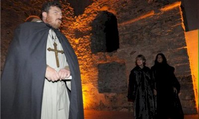 Rifreddo, Notti delle streghe: ultimi posti disponibili per Terrore nel borgo e mercatino tematico