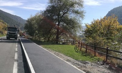 Pontechianale, accordo tra Comune e Provincia: si amplia il marciapiede lungo il lago