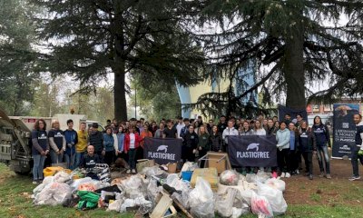 Il 19 ottobre una nuova giornata di raccolta rifiuti promossa da Plastic Free a Cuneo