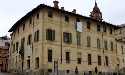 Bra partecipa alla campagna di sensibilizzazione sul cancro del polmone