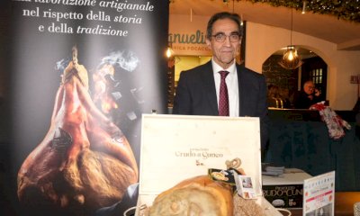 Peculiarità e gusto del prosciutto Crudo di Cuneo hanno esaltato esperti e golosi a Fattore Comune