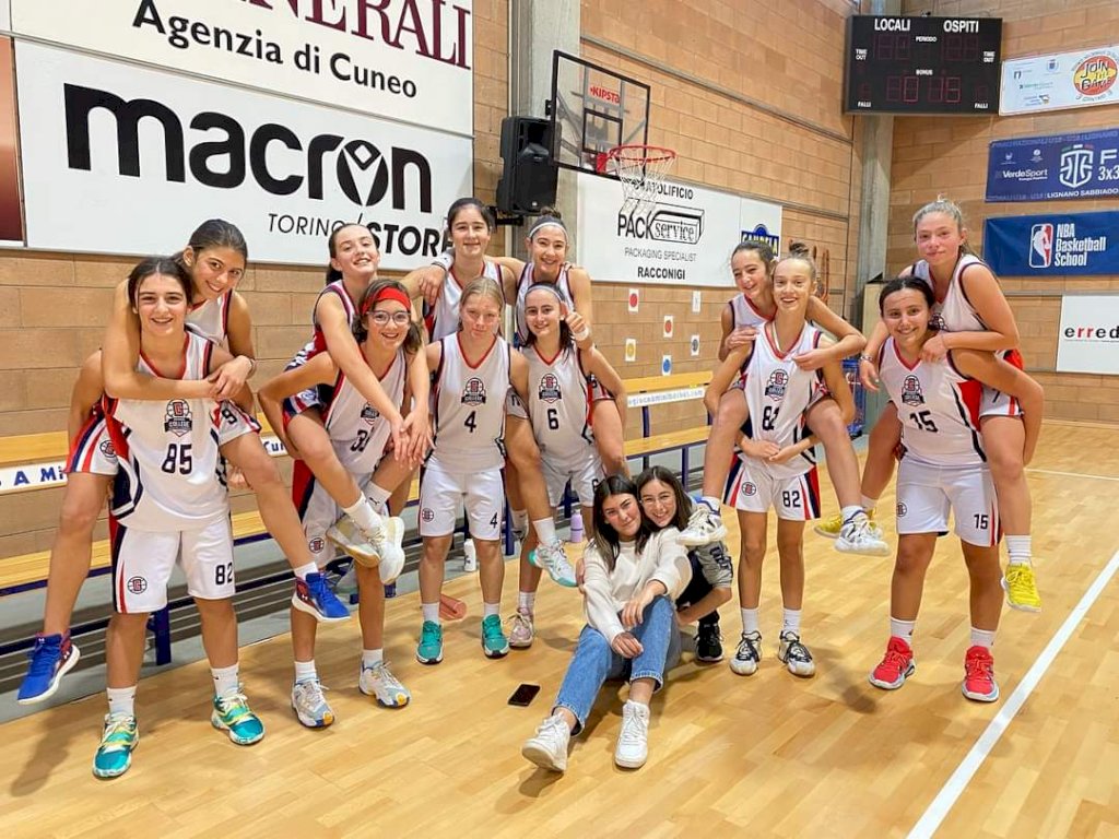 La squadra Under 14 femminile della Granda College Cuneo