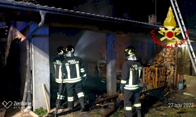 Incendio in una legnaia a Boves, nessun ferito