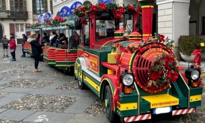 A Ceva ritorna il trenino di Natale del Banco Azzoaglio accompagnato da musica e caldarroste