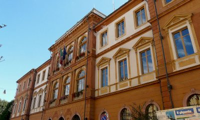 Abbattuto a Levaldigi uno degli ultimi martinetti del ferro, la protesta degli ambientalisti