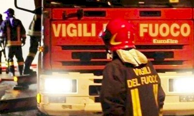 Incendia il suo appartamento ad Alba, arrestata una donna: due i condomini intossicati