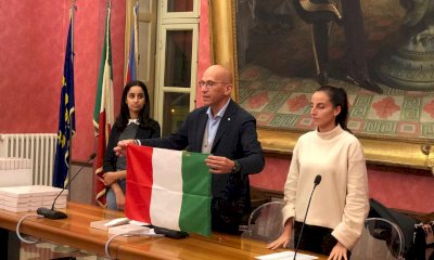 Sabato a Racconigi la consegna della Costituzione ai neo maggiorenni