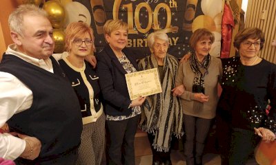 A Borgo San Dalmazzo una grande festa per i cento anni di Rosa Viggiano