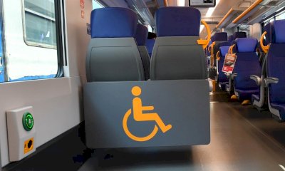 “Il treno da Alba a Caselle non è adatto ai passeggeri disabili”