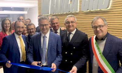 Banca CRS mette radici a Busca comprando la sede della nuova filiale inaugurata in via Fassino