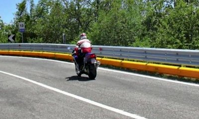 Una raccolta fondi per installare barriere 