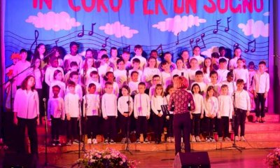 “In coro per un sogno”, la scuola di Dronero vince una borsa di studio da 200 euro