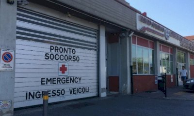 Arriva in ambulanza e insulta un medico del Pronto Soccorso: dovrà pagare mille euro di multa
