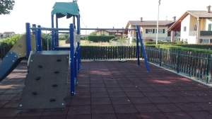 Restyling per il parco giochi di San Lorenzo di Peveragno