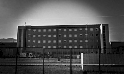 Tensioni nel carcere di Saluzzo, agente aggredito da un detenuto