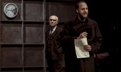 Il grande teatro di Eduardo De Filippo è al Toselli con “L’arte della commedia”
