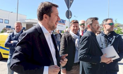 Salvini a Fossano: "Vannacci? Ha combattuto l'Isis, orgoglioso abbia scelto la Lega"