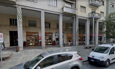Rapina una panetteria in corso Giolitti con una pistola scacciacani: denunciato un pregiudicato