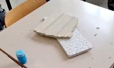 Causato da un atto vandalico uno dei due distacchi dal controsoffitto del liceo di corso Giolitti