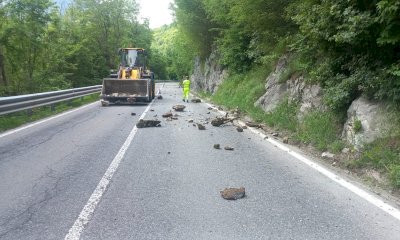 Disgaggio di rocce instabili lungo la statale 20 tra Robilante e Vernante