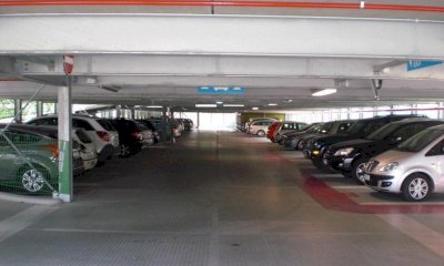 Il parcheggio del Movicentro è sempre mezzo vuoto: 