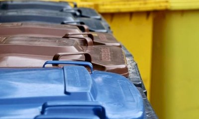 Nuovo lavaggio dei contenitori dei rifiuti a Bra
