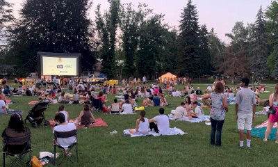 Savigliano, torna il cinema all'aperto nel verde di parco Graneris