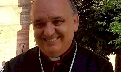 Caporalato, il monito del vescovo di Alba: “Il Vangelo ci impone di non tacere”