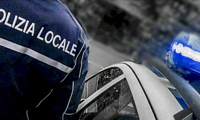 Gettano una bicicletta nel torrente Cevetta e scappano. Individuati i responsabili