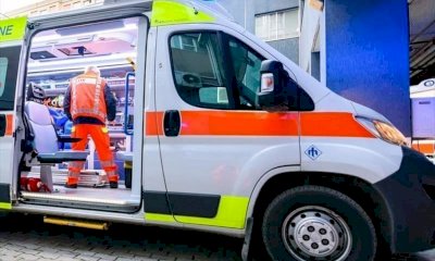 Scontro in moto contro un’auto, si teme per la vita di un quindicenne