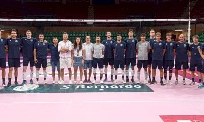 Volley: Ilaria Spirito con la medaglia d'oro al primo allenamento dei ragazzi di Cuneo 