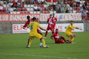 Esordio amaro per il Cuneo, la Carrarese passa 0-1