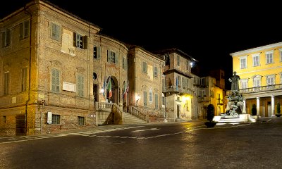 Palazzo Garrone in verde per la Settimana di sensibilizzazione sul test del portatore sano di fibrosi cistica