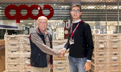 La Coop di Bra consegna alla Caritas gli alimenti freschi rimasti invenduti