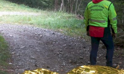 Motociclista cade e si infortuna ad una gamba, Soccorso Alpino al lavoro in valle Maira