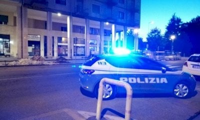 Cuneo: mostra i genitali ai passanti e offende le forze dell'ordine, Daspo urbano per un cittadino nigeriano