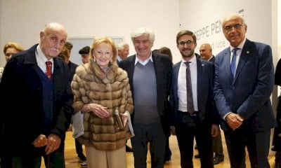 In Fondazione Ferrero la mostra “Impronte di luce” di Giuseppe Penone