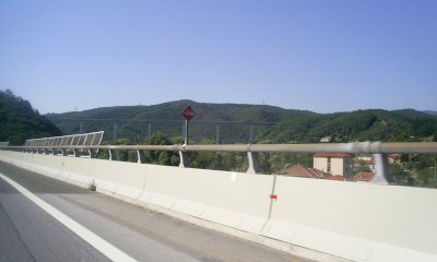 Operaio muore cadendo da un viadotto lungo la Torino-Savona