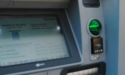 Tentano di far saltare il bancomat a Carrù, ma l'allarme li mette in fuga