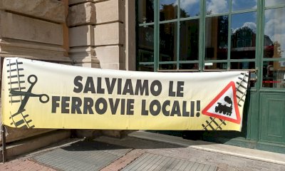 Caos ferrovie, a Cuneo un ordine del giorno: “Superato ogni limite di tollerabilità”