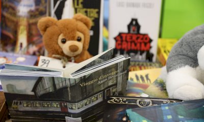 Mondovì, un successo la terza edizione delle “Notti dei pupazzi in Biblioteca”