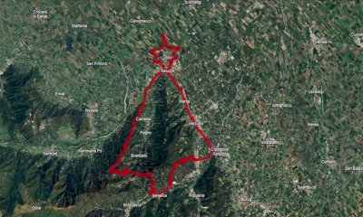 Ai piedi del Monviso è stato creato un albero di Natale innovativo