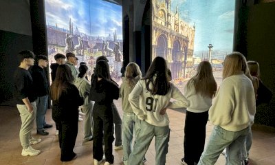 I ragazzi del Bonelli ammaliati dalle opere di  Canaletto, Van Wittel, Bellotto in mostra a San Francesco