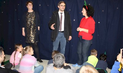 Alba: grande festa di Natale all’asilo nido comunale “L’Ippocastano” e alla scuola materna Città di Alba