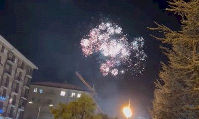 Tante violazioni, nessuna sanzione: l'ordinanza anti botti di Capodanno finisce in Consiglio comunale